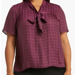 NWOT Vince Camuto Bow Neck Flutter Sleeve Blouse